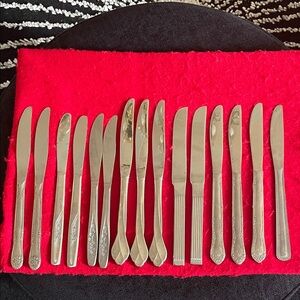 Lot of 19 Mismatched Flatware